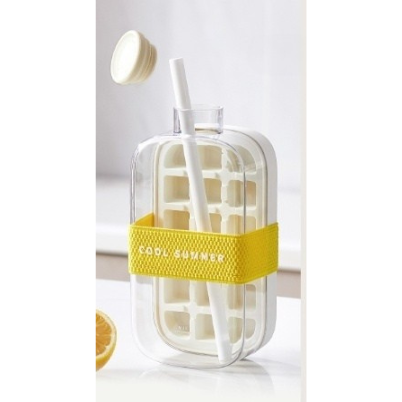 Iskubsflaska med tillhörande sugrör