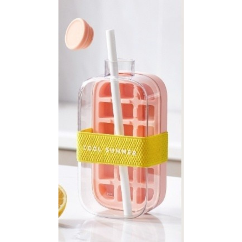 Iskubsflaska med tillhörande sugrör