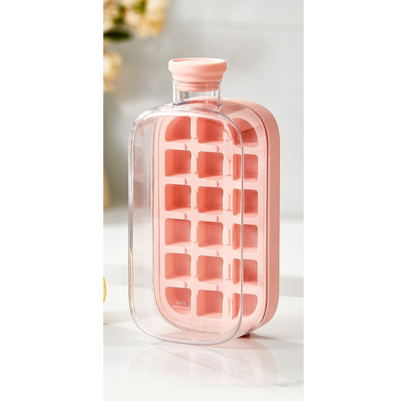 Iskubsflaska med tillhörande sugrör